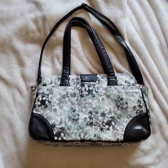 Gigihill Purse - Picture 2 of 4
